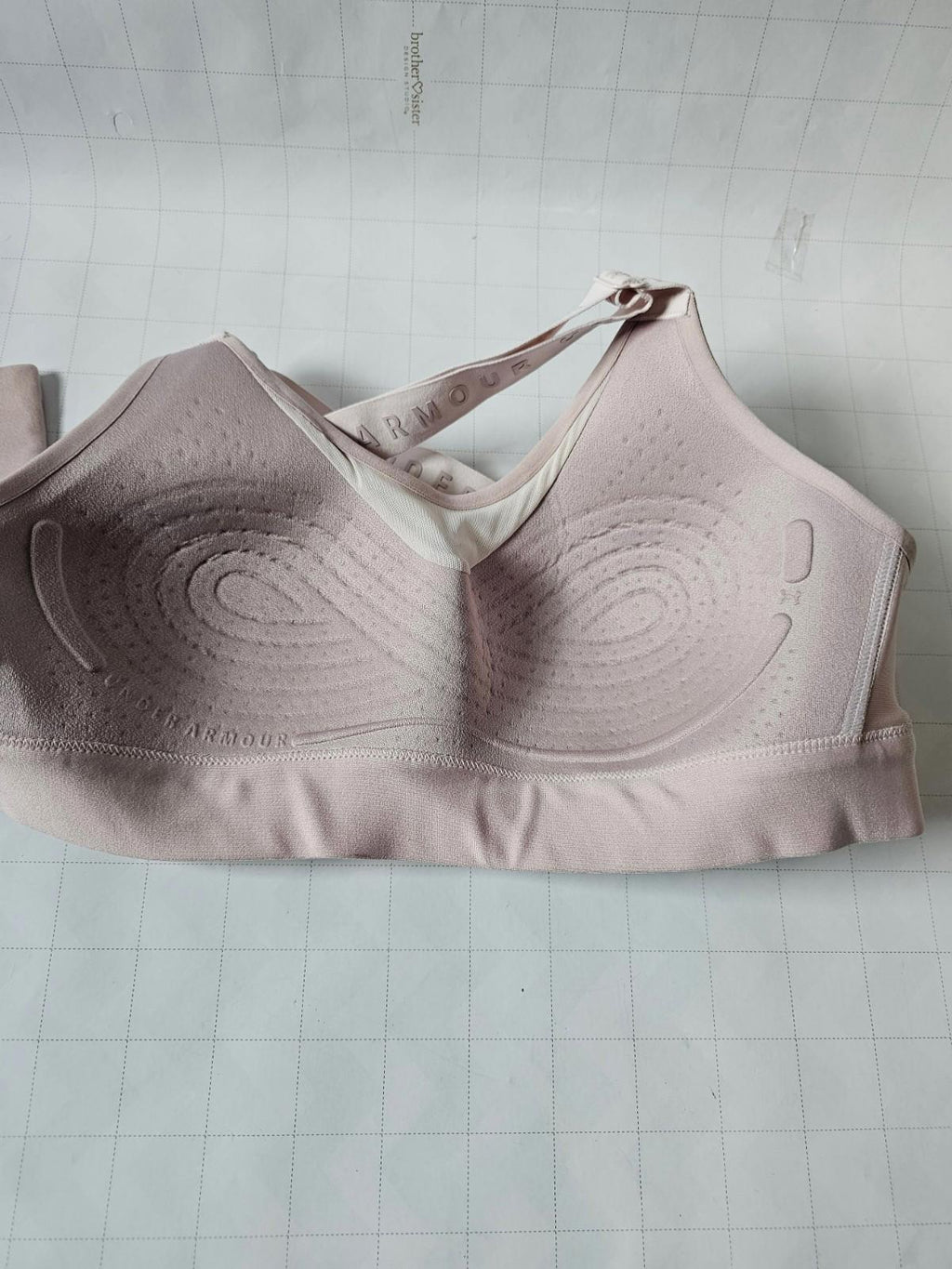 Under Armour Womens Sports Bra S Pink Crossback Logo Straps Mid Impact