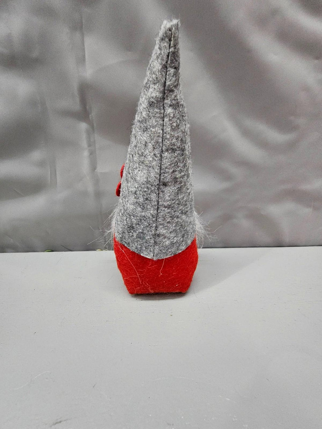 Valentine’s Day Gnome Gray Felt Hat with Red Heart Nordic Plush Décor