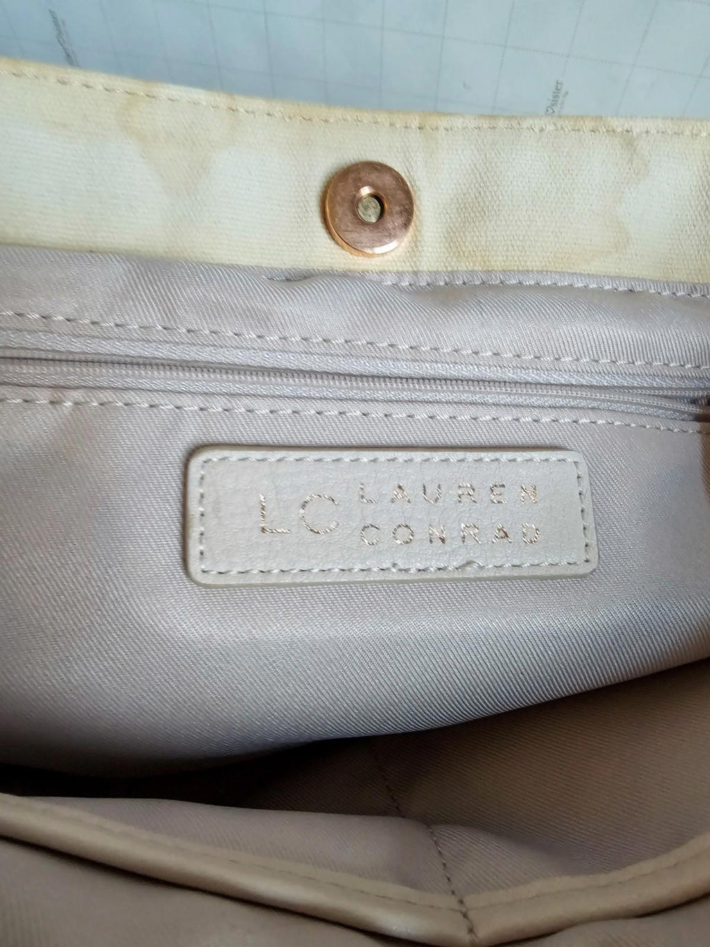 LC Lauren Conrad Canvas Tote Bag Faces Print Beige Cream Tan Purse Kohl’s