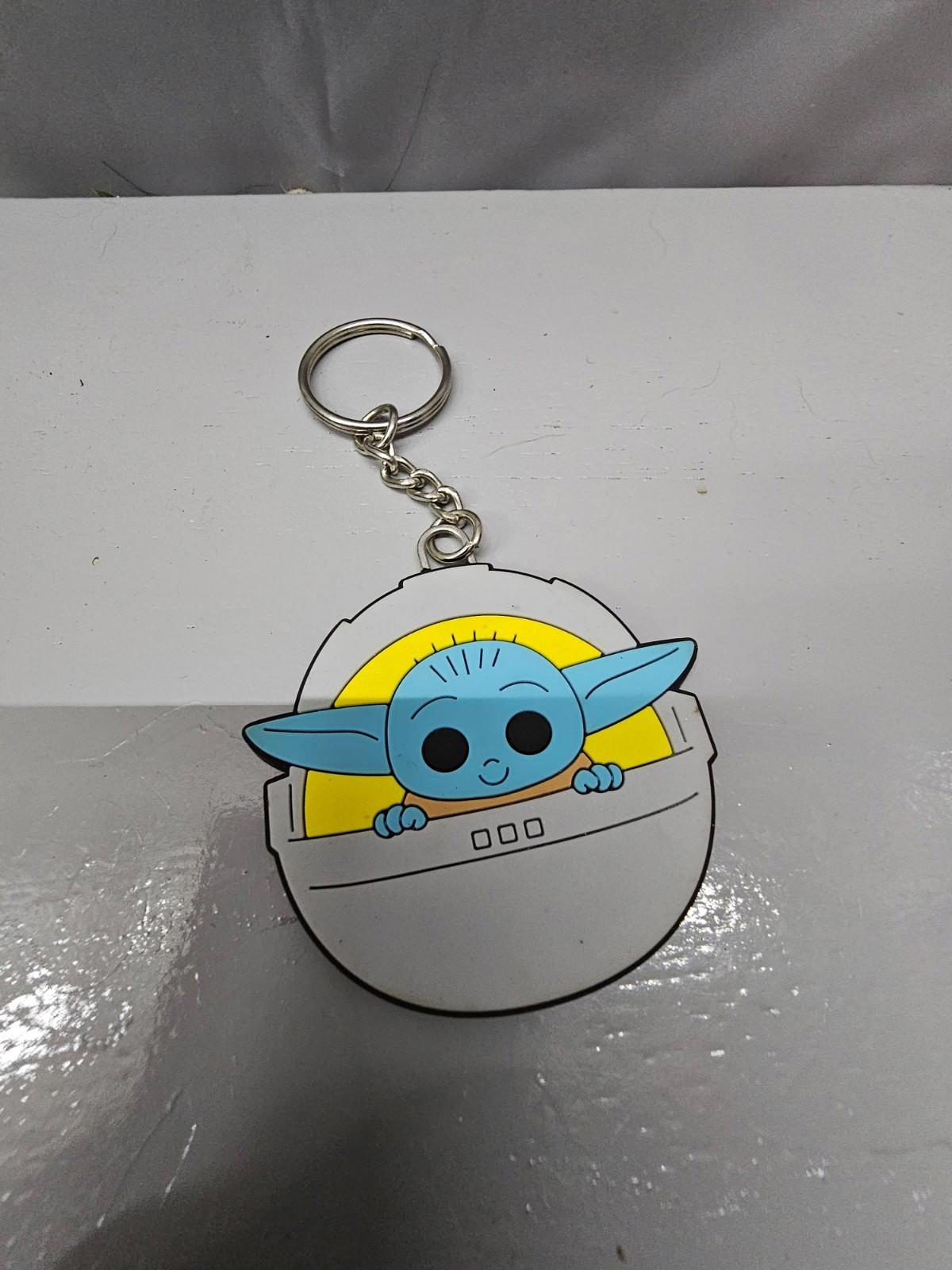 Star Wars The Mandalorian “Grogu in Pod” Keychain © Lucasfilm Ltd Rubber
