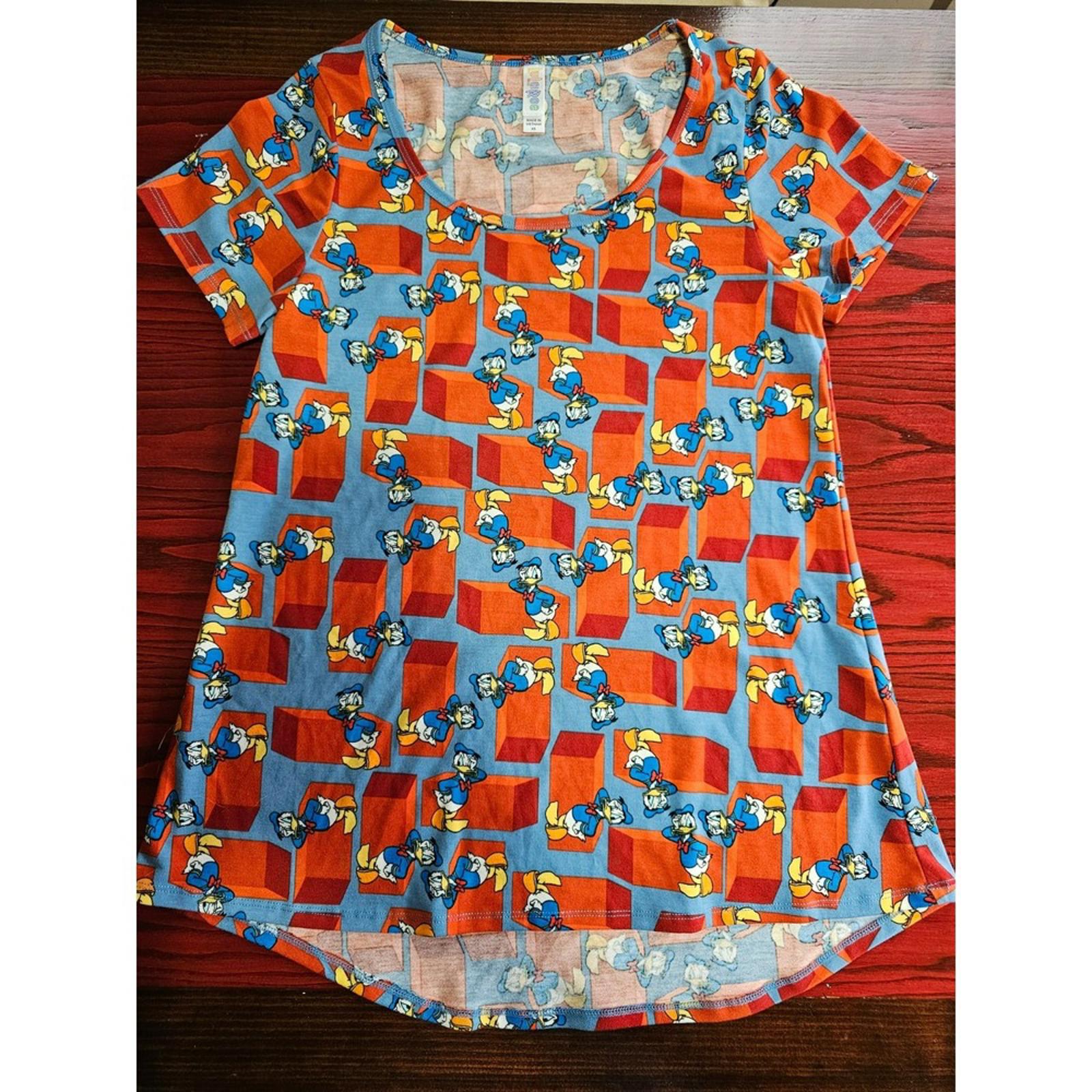 LuLaRoe XS Donald Duck Graphic Tee Disney Collab Rare Print