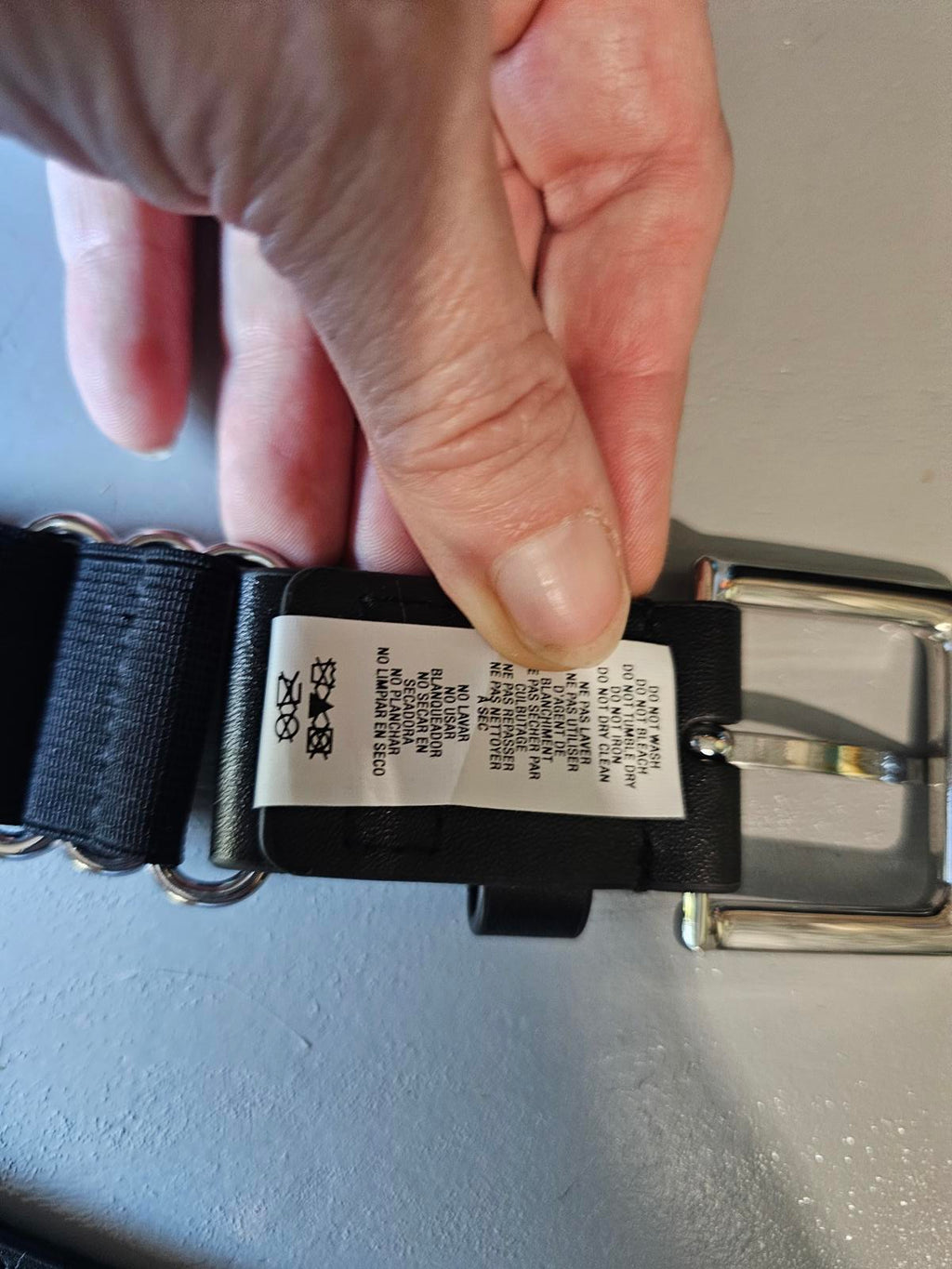 Under Armour Black Stretch Belt – Adjustable, Sleek & Built to Survive Leg Day