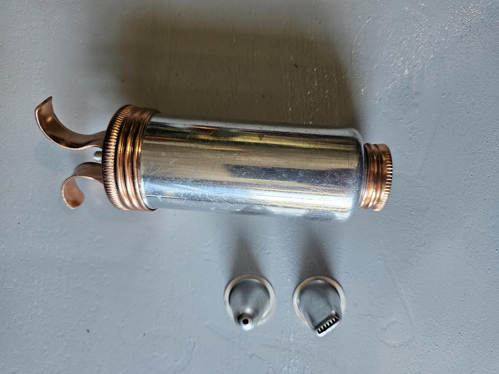 Vintage Metal Icing Syringe with 2 Tips – Copper Accents – Cake Decorating Tool