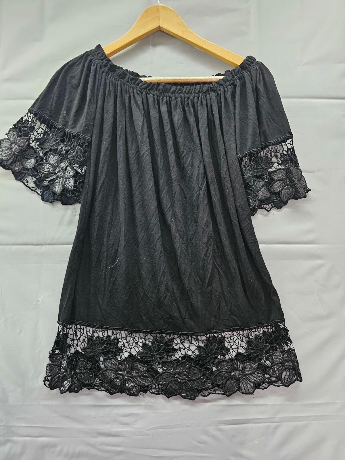 Arden B. Black Off-the-Shoulder Dress with Lace Trim Women’s Small Made in USA