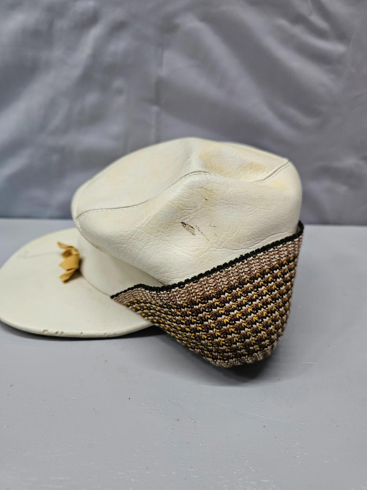 Vintage White Faux Leather Driving Cap Size 7 1/8 Plaid Panels & Bow Accent