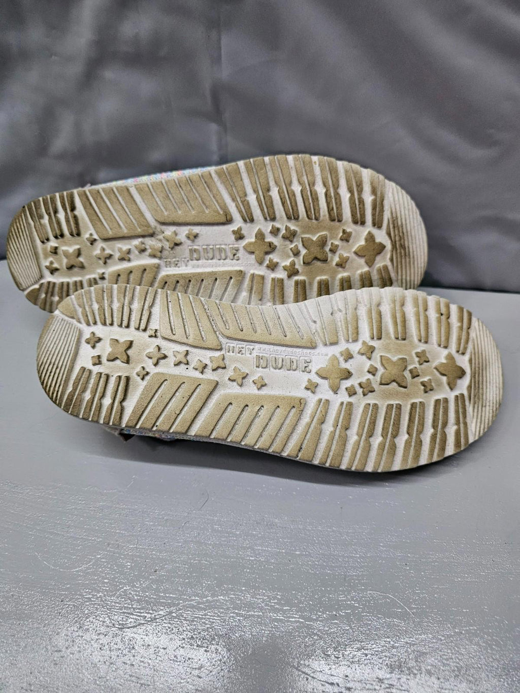 Hey Dude Wendy Sox Women’s Shoes Aurora White Pastel Knit Size 8