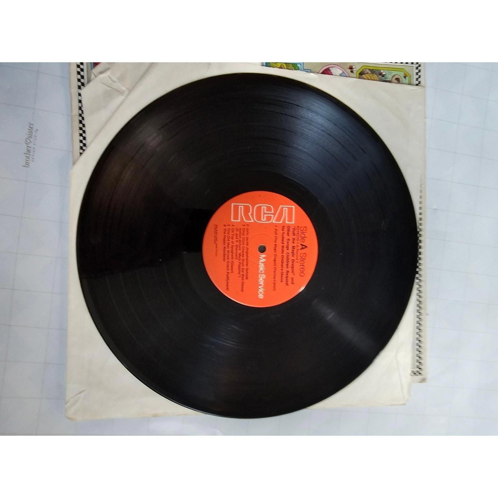 Vintage RCA The Teddy Bears Picnic Childrens Music Records 4 Album Set - good-g-