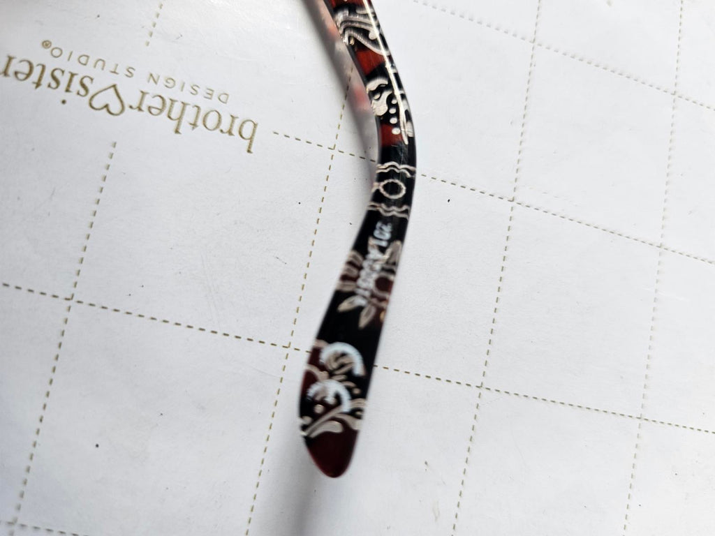 Stylish Floral-Patterned Women's Sunglasses