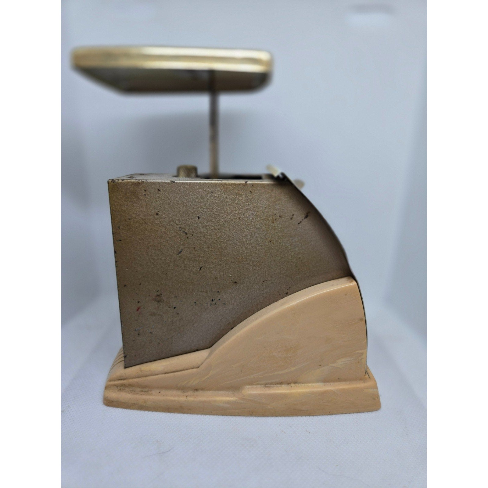 Vintage 1974 Model P-2 PELOUZE Countess II, 2 lb. Postal Mailing Scale