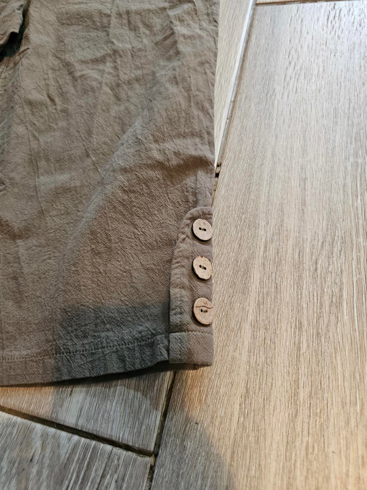 Olive Green Cotton Capri Pants Button Trim Size M Casual Comfort