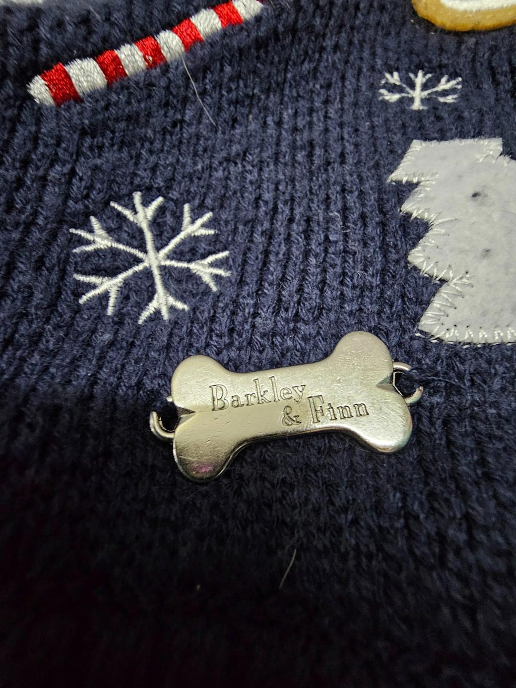 Barkley & Finn Dog Sweater Size Medium Navy Blue Reindeer Christmas Knit