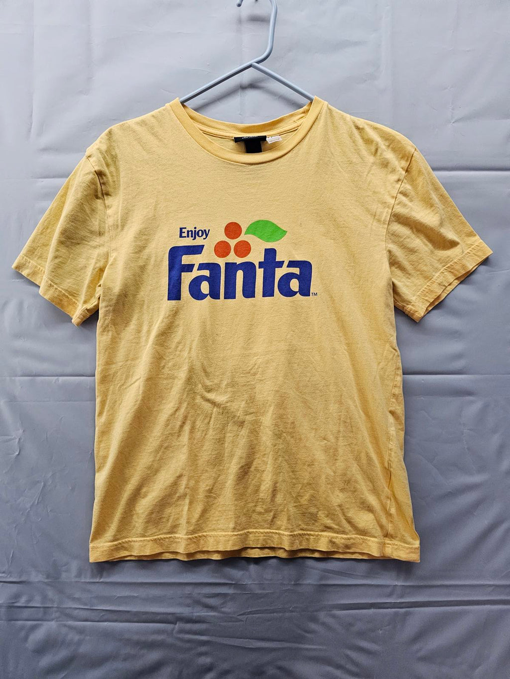 H&M x Coca-Cola “Enjoy Fanta” Graphic T-Shirt Yellow Size Small