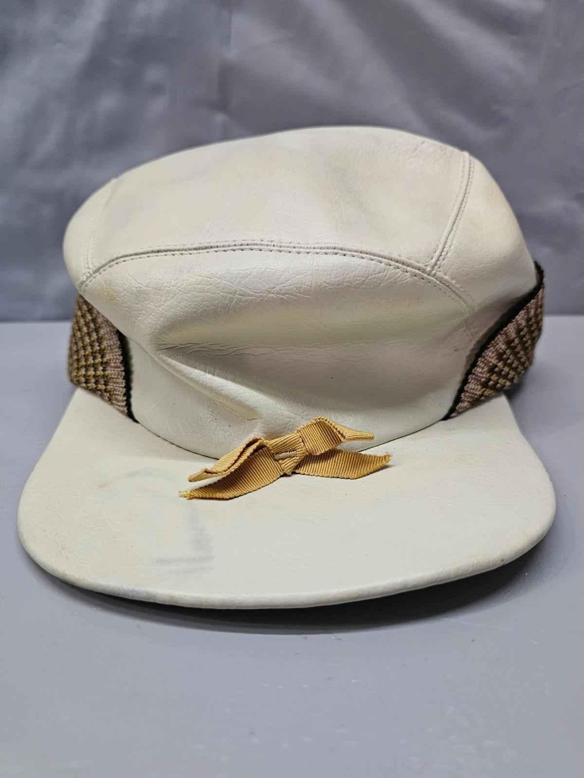 Vintage White Faux Leather Driving Cap Size 7 1/8 Plaid Panels & Bow Accent