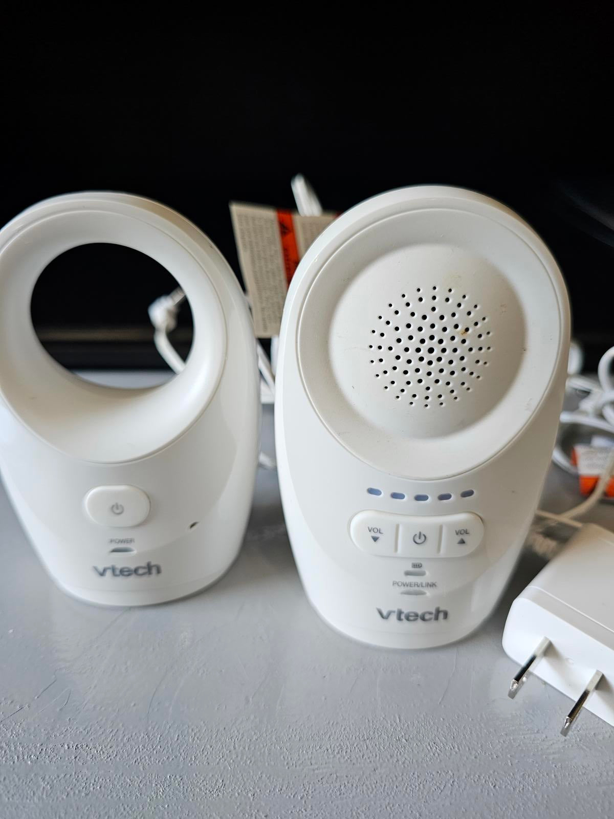 VTech Audio Baby Monitor Set Model DM111 Parent & Baby Units with Power Cords