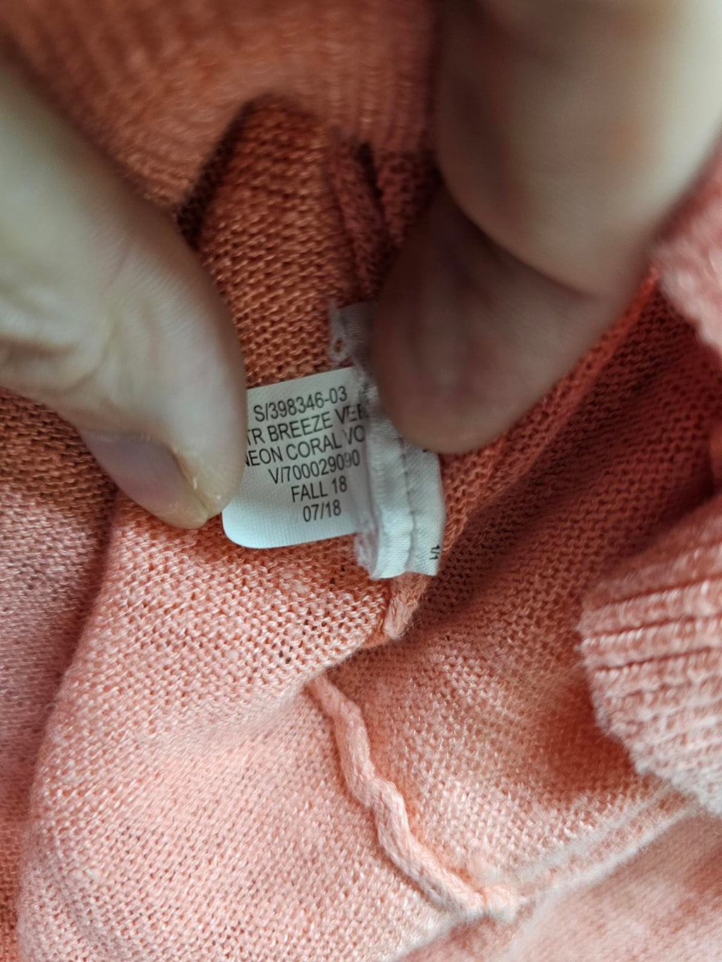 Banana Republic Coral V-Neck Lightweight Sweater Women’s Small