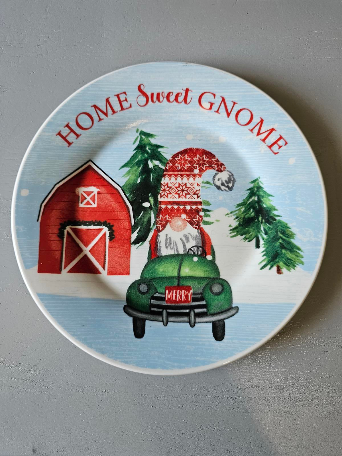 Royal Norfolk Home Sweet Gnome Christmas Dinner Plate Red Barn 10.5”