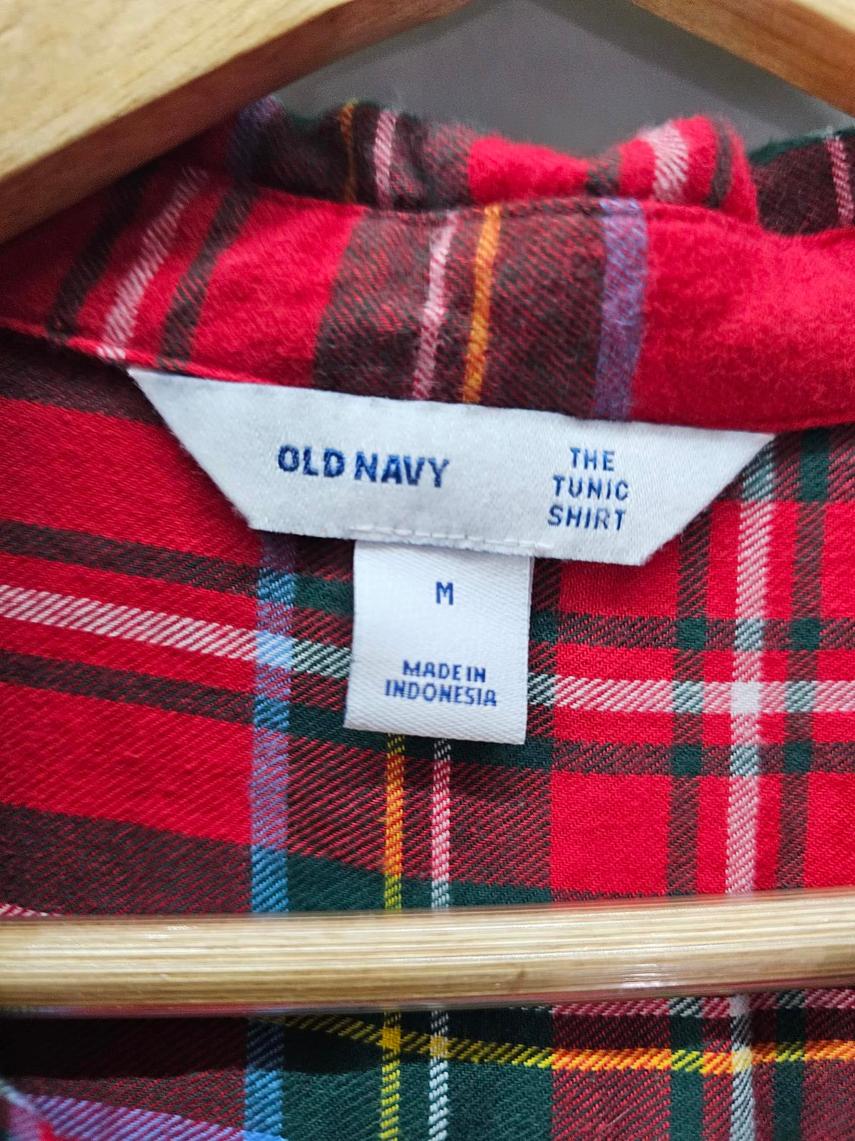 Old Navy Red Plaid Flannel Tunic Shirt Long Sleeve Button Front Women's Medium