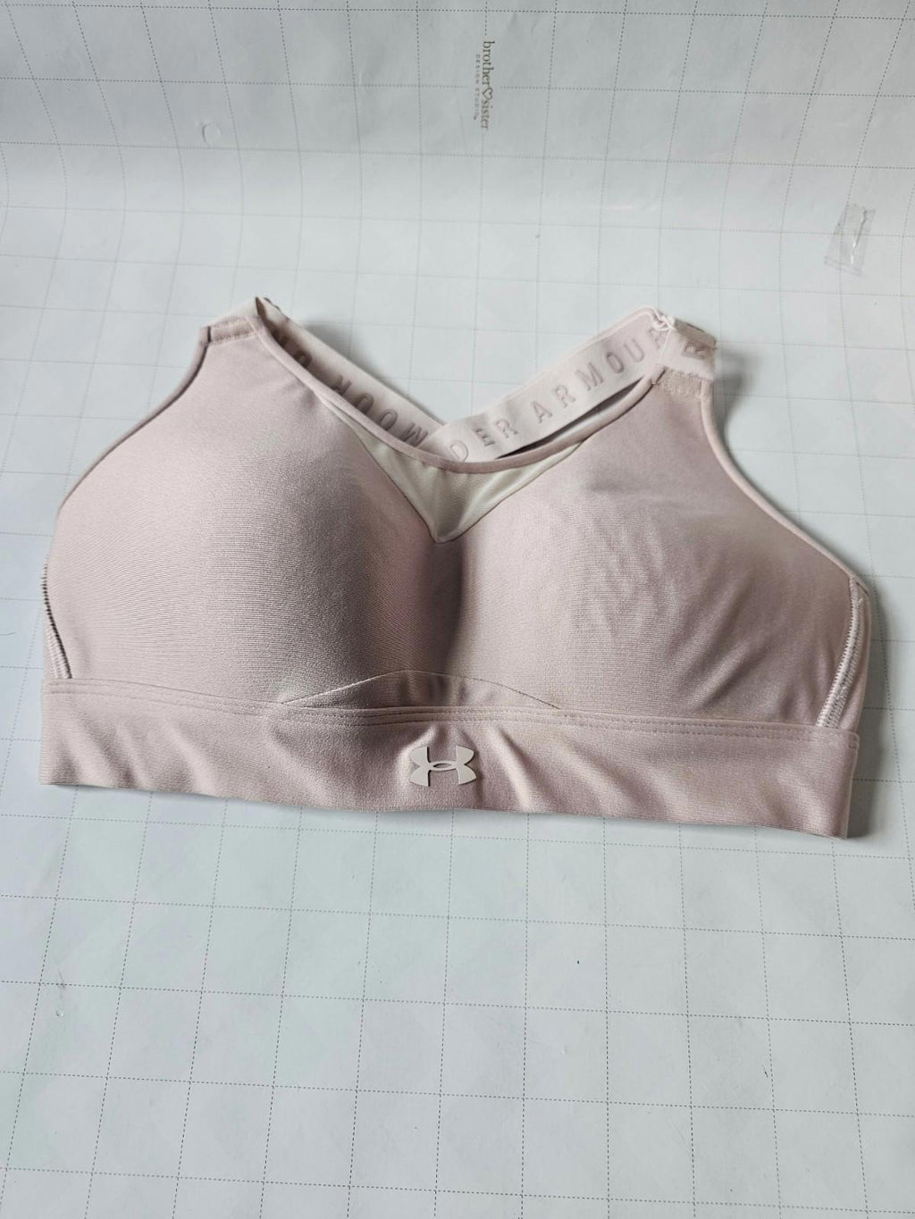 Under Armour Womens Sports Bra S Pink Crossback Logo Straps Mid Impact