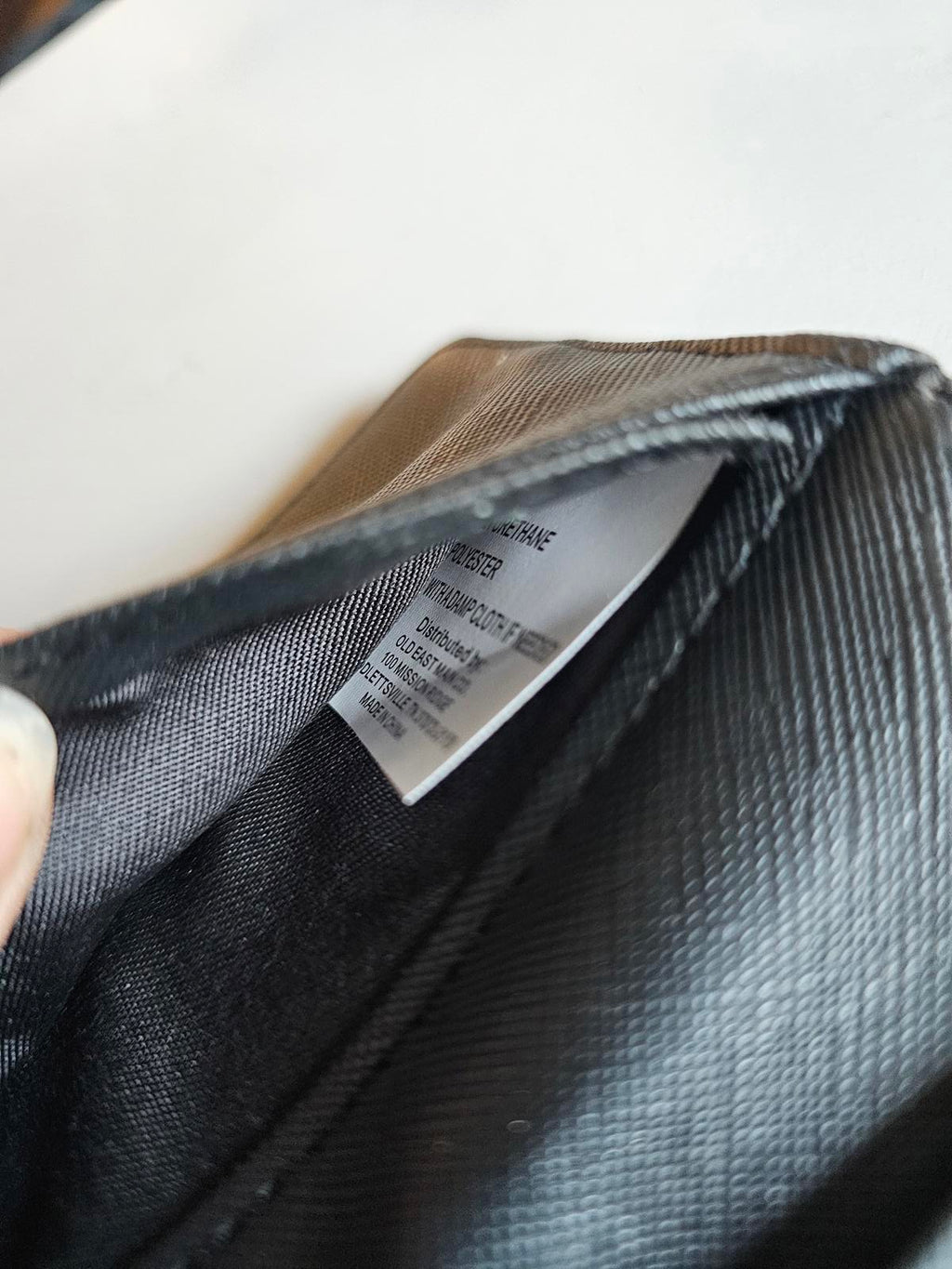 Sleek Black Leather Card Holder – Because Your Cards Deserve a Cozy Home