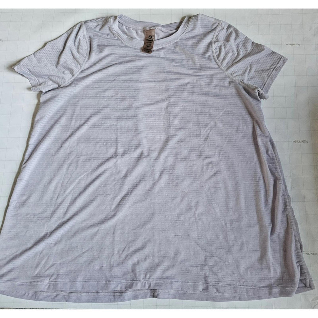 Mono B Women's Active Top Lavender Purple Size M