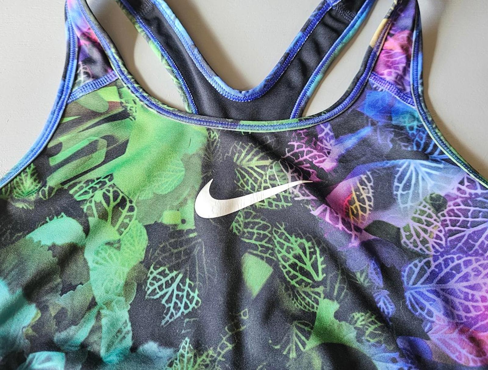 Nike Dri-FIT Sports Bra – Leaf Print Racerback – Multicolor Size M
