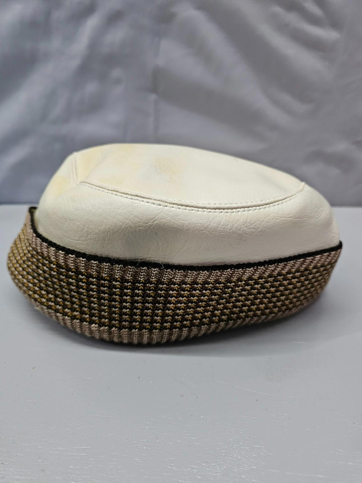 Vintage White Faux Leather Driving Cap Size 7 1/8 Plaid Panels & Bow Accent