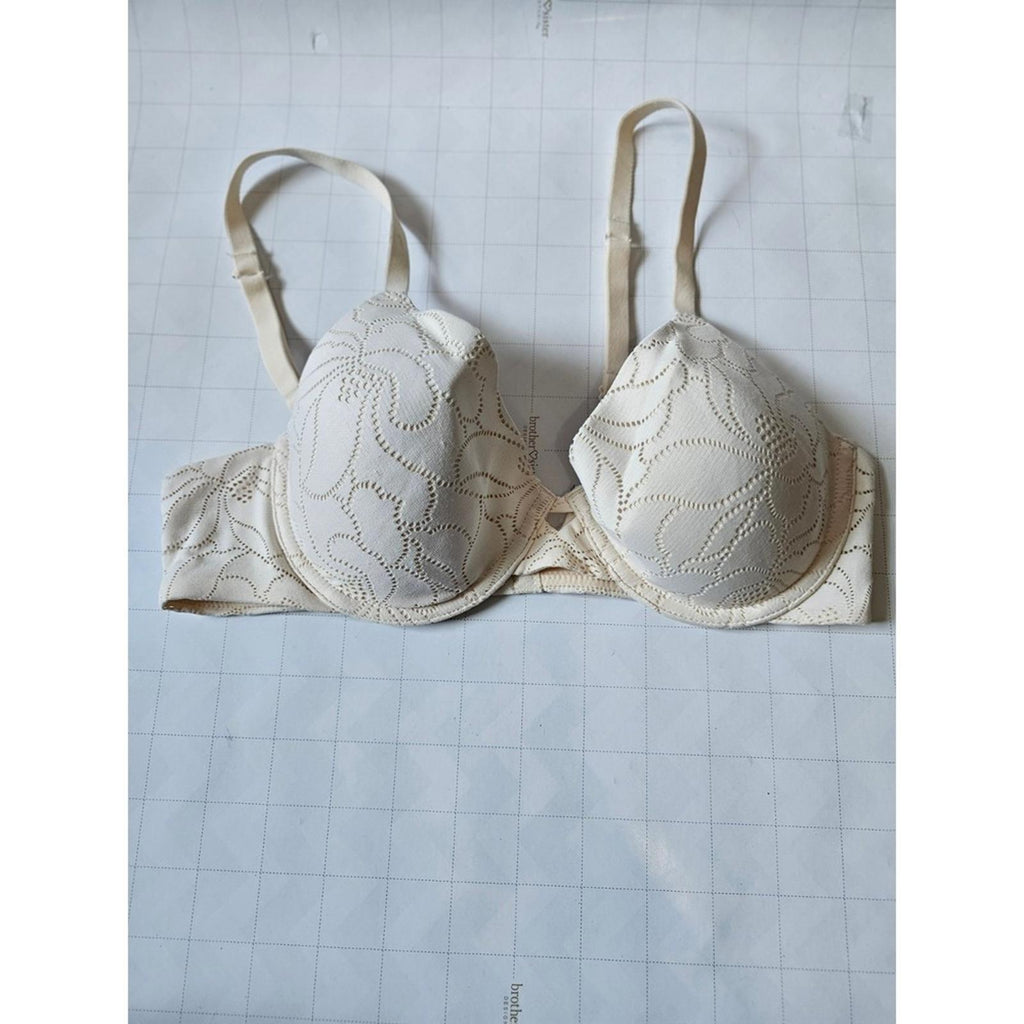 Hanes Womens Bra HU33 34C Ivory Swirl Lace Underwire Lightly Padded