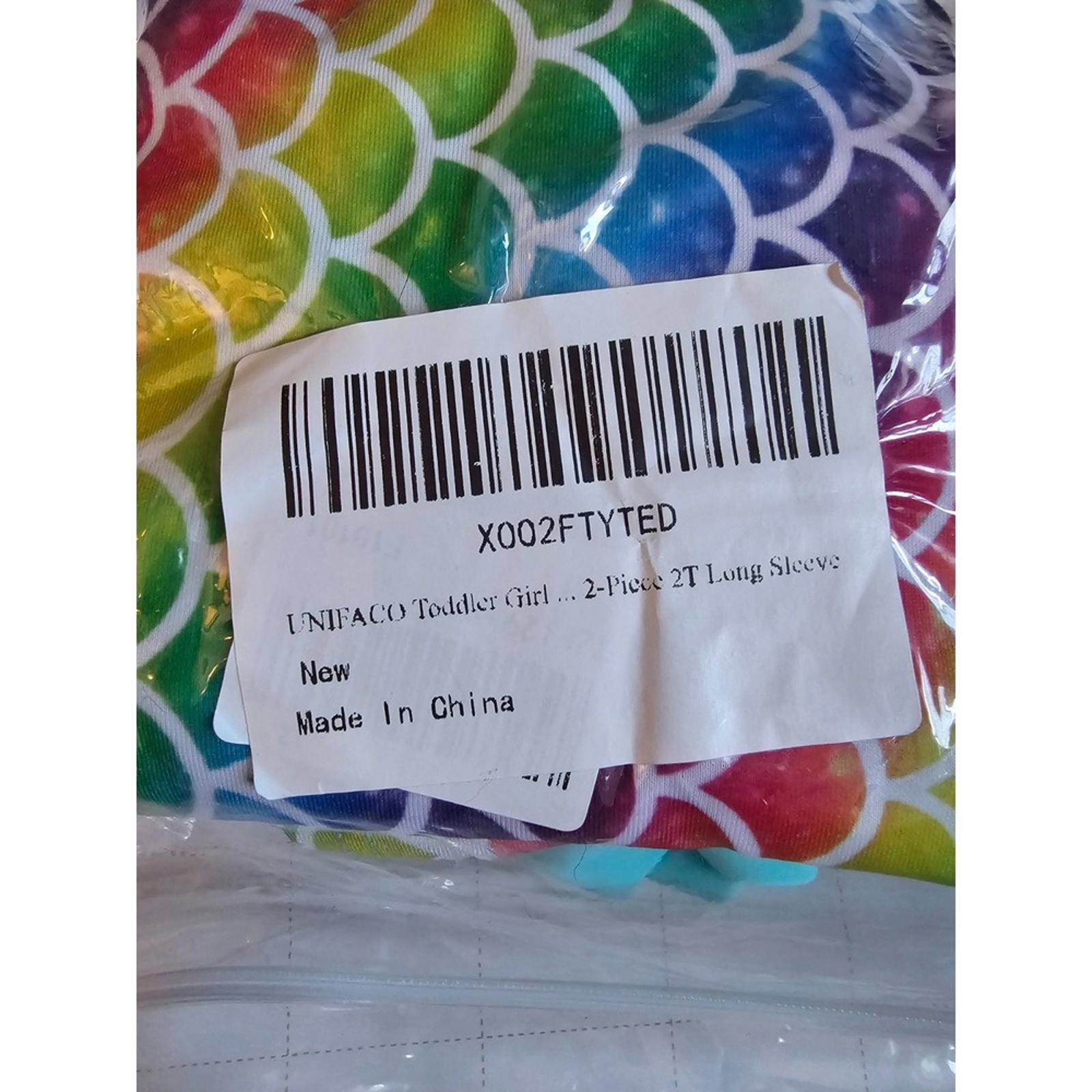 Girls Rash Guard Swimsuit Set Rainbow Mermaid Scales Sizes 2T and 3-4