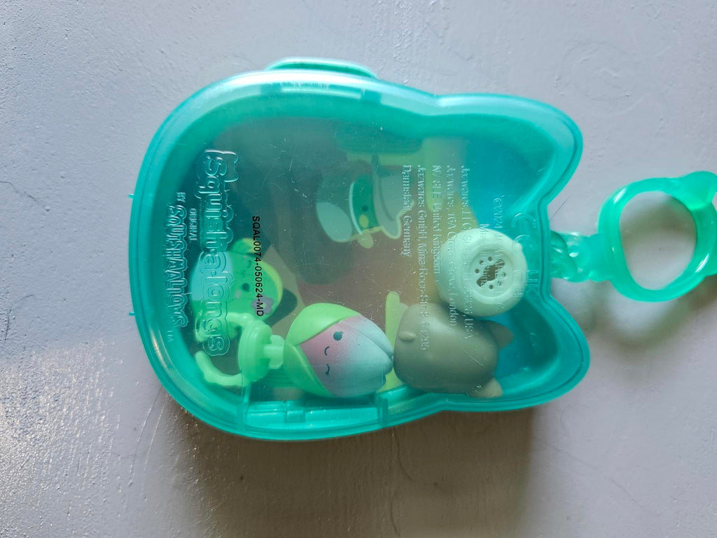 Squishmallows Squishville Squishalongs Set Desert Scene w/ Mini Figures & Case