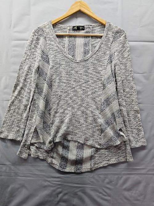 Absolutely Famous Gray Knit Sweater Women's XL Textured Lightweight Pullover