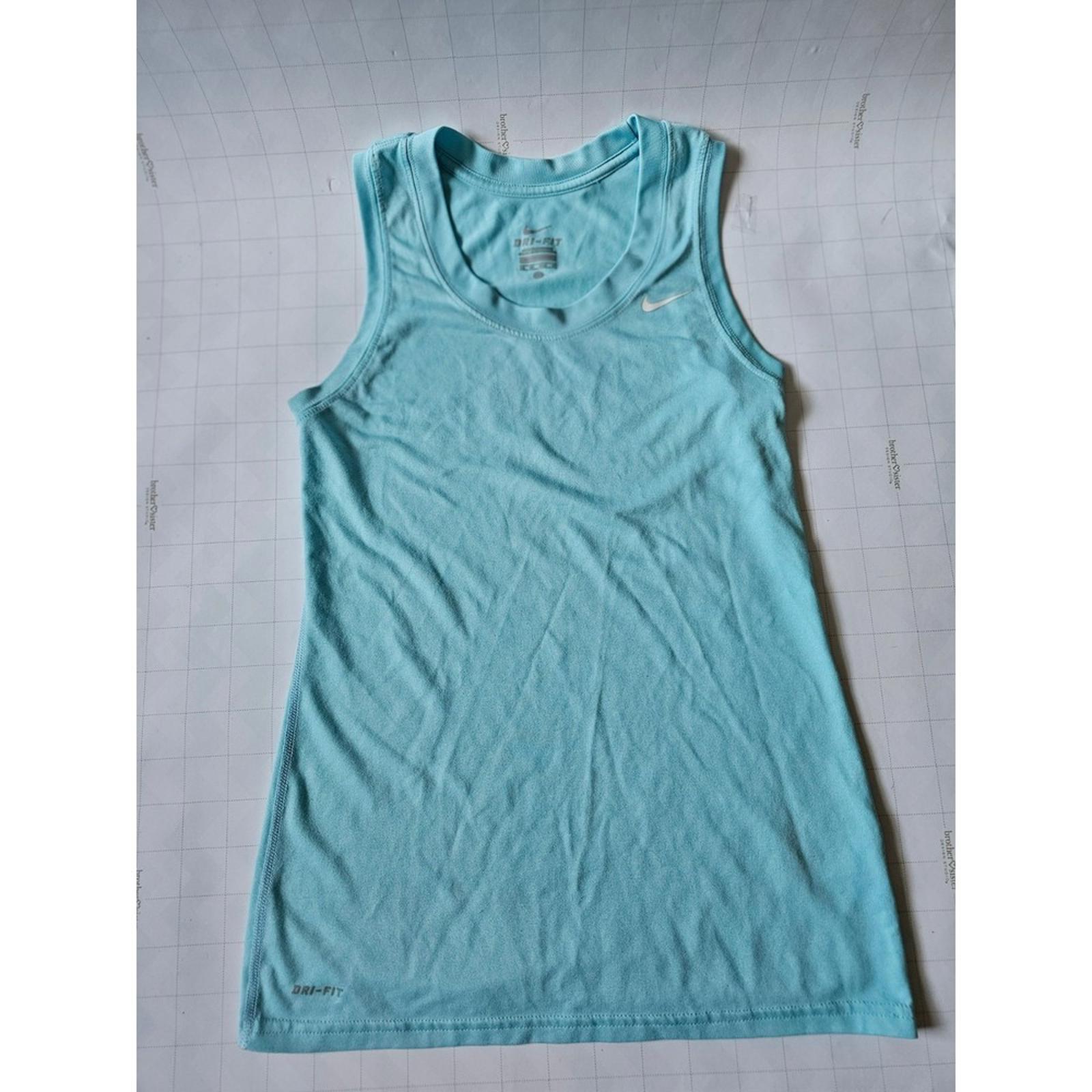 Nike Dri Fit Tank Top Size XS Women's Light Blue Running Racer Back Tee