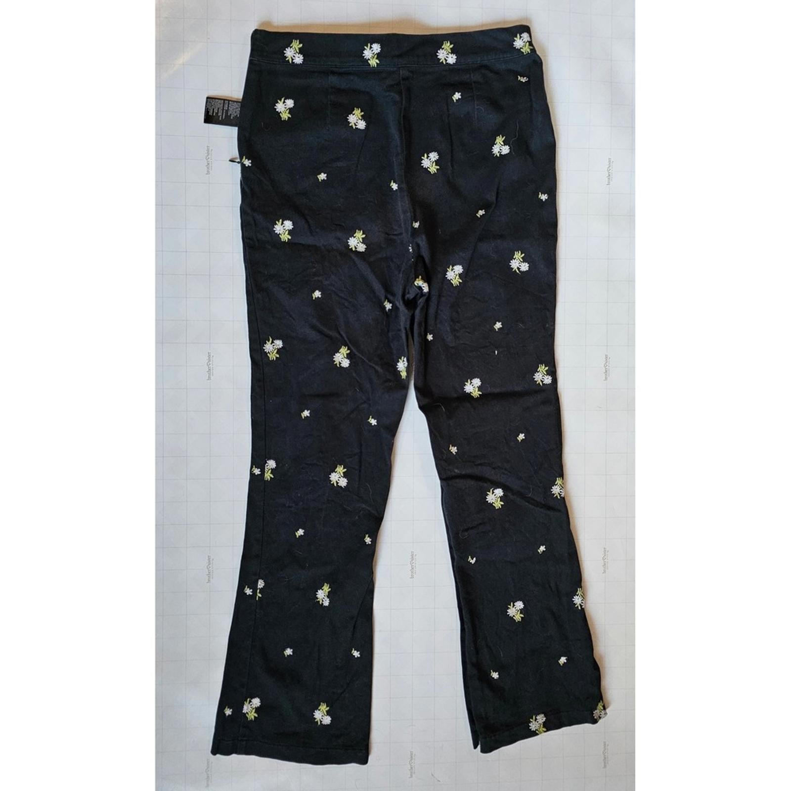 Urban Outfitters Black Floral Embroidered Pants Medium Pull On Flare
