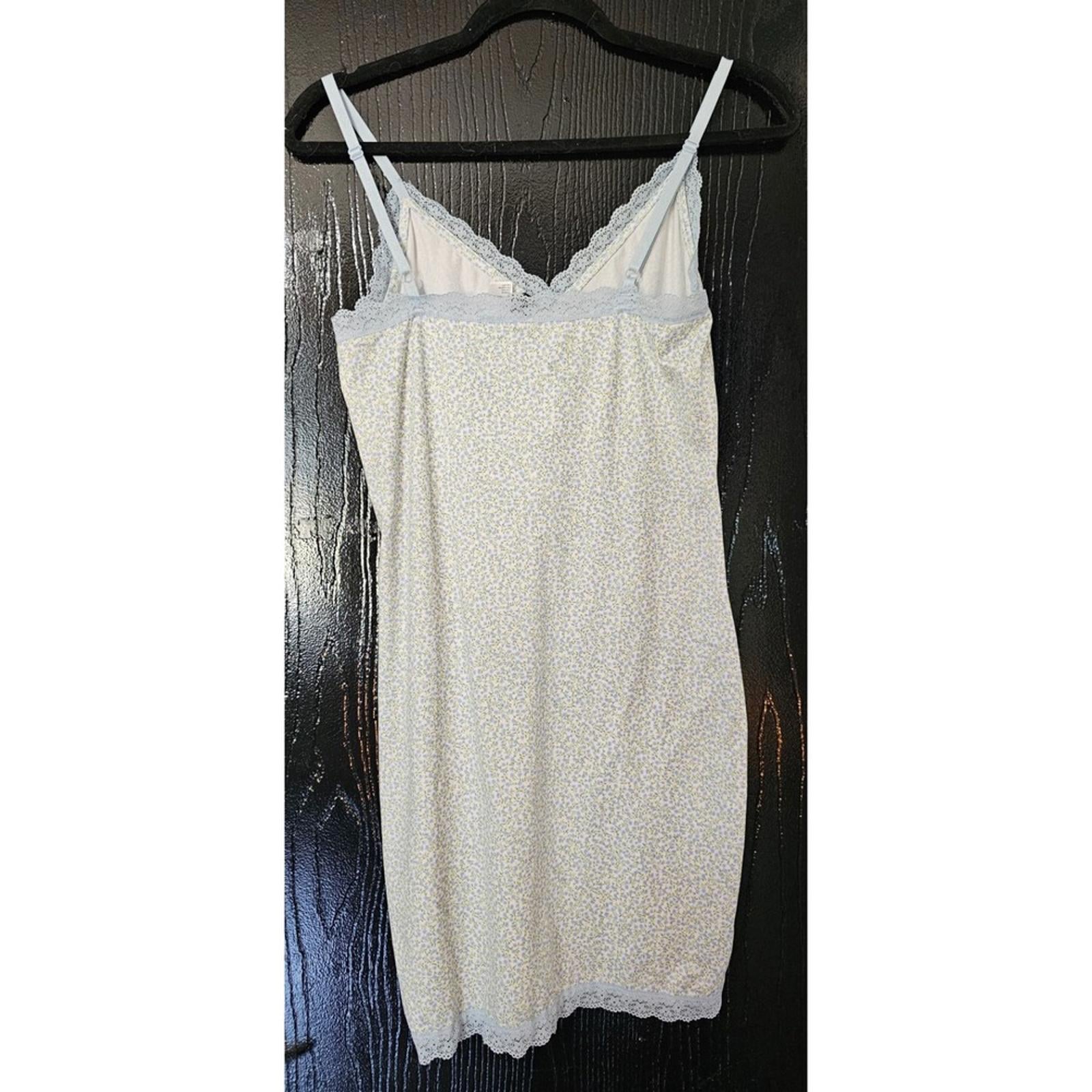 H&M Blue Lace-Trimmed Chemise - Sleep in Style!