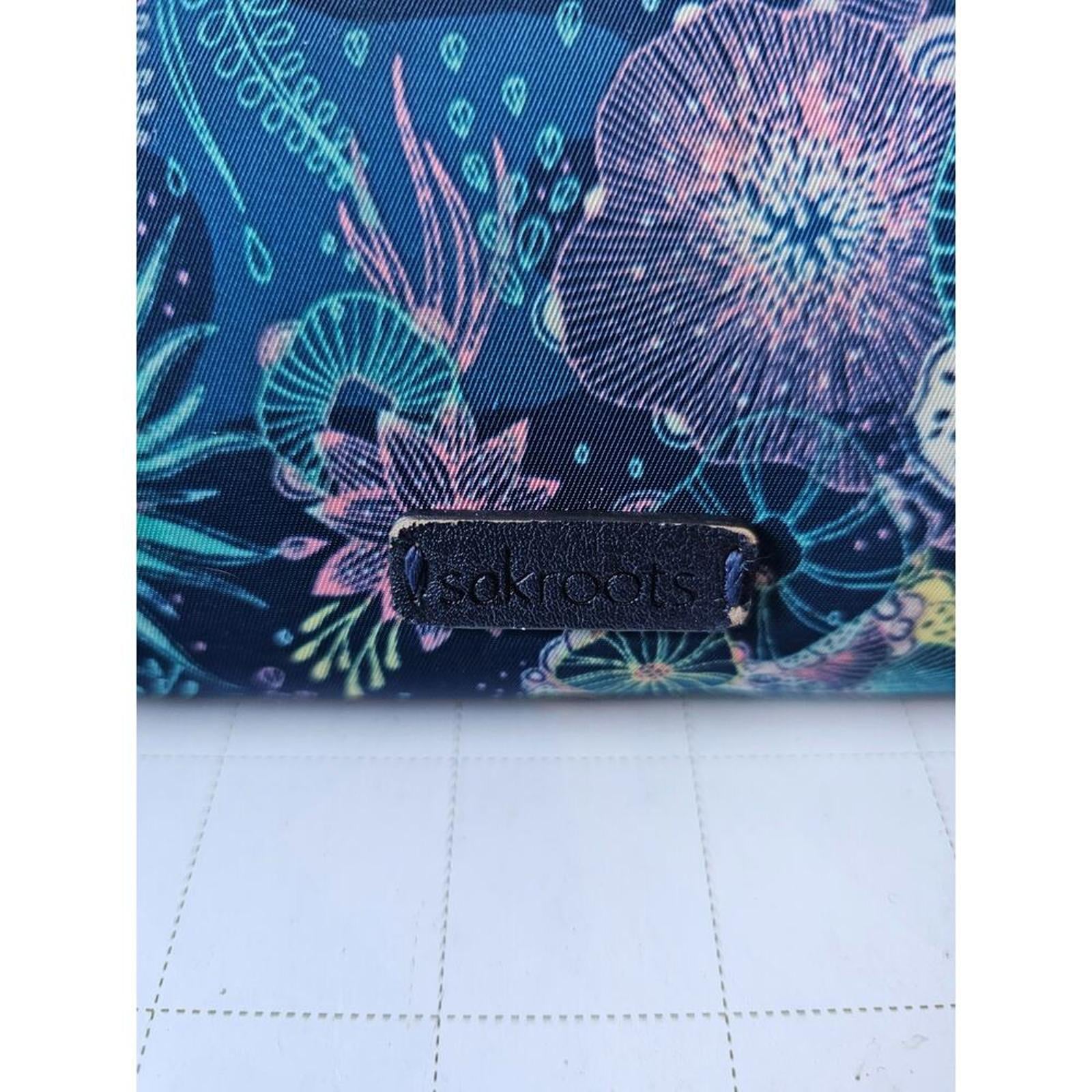 Sakroots Crossbody Bag - Floral Fun on the Go!