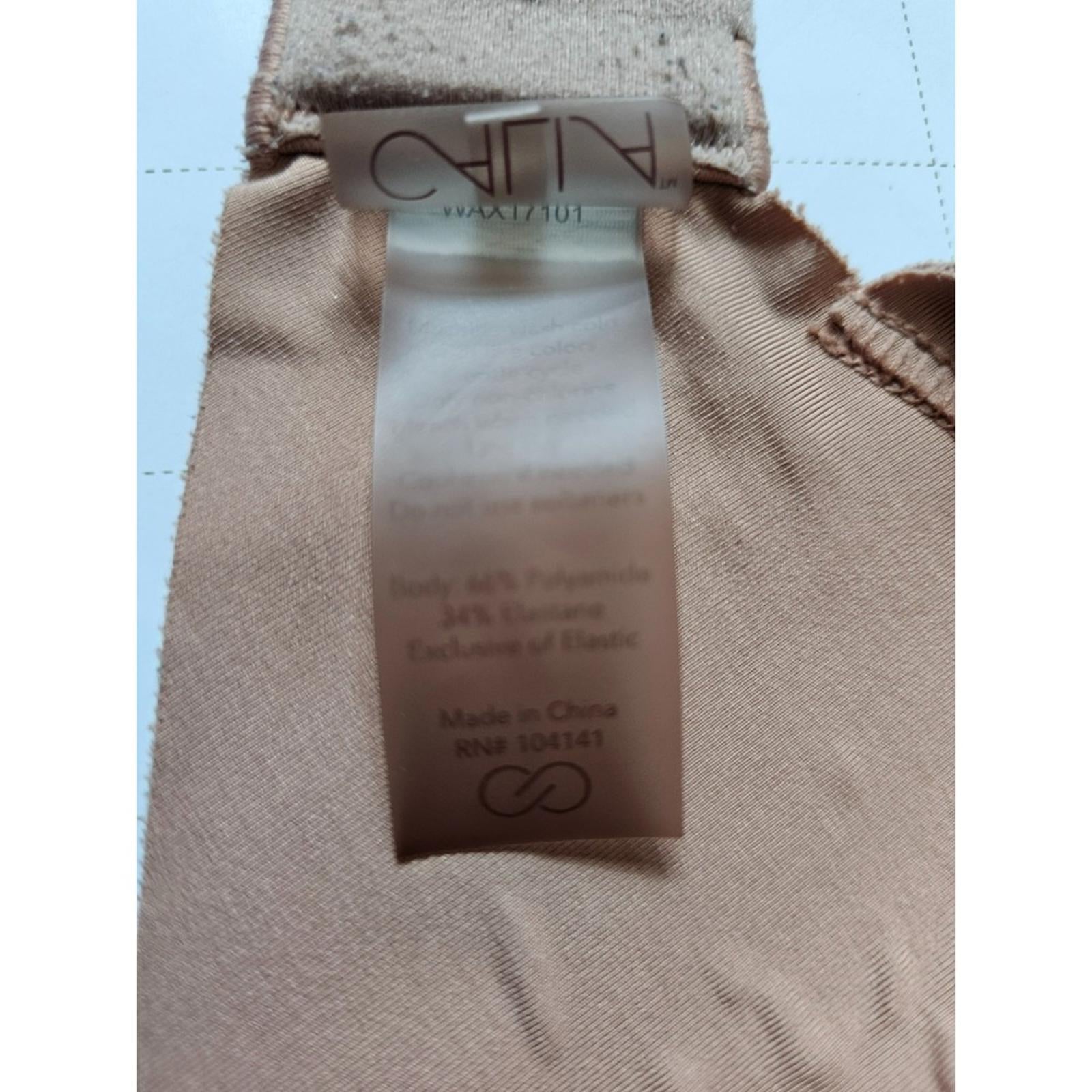 Cacique Nude Wireless Bra 42DD Comfort Stretch No Wire Support