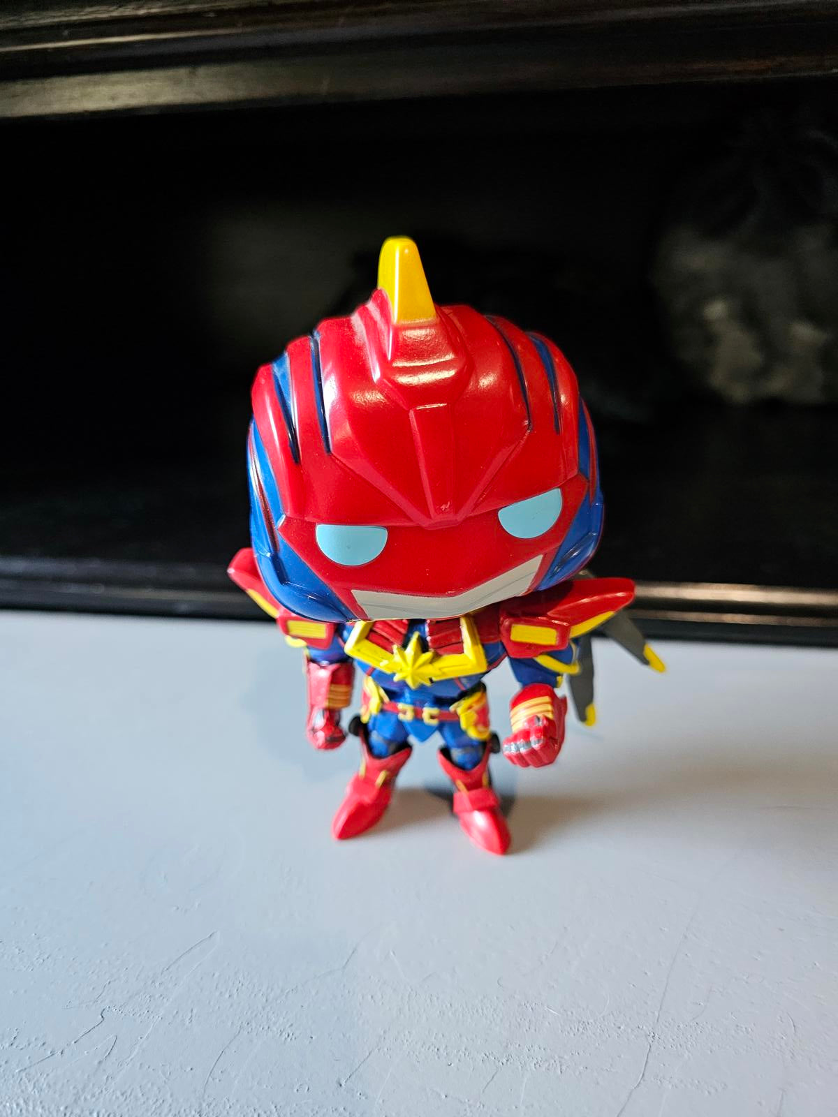 Funko Pop Marvel Mech Strike Captain Marvel #834 2021 Out of Box Figure