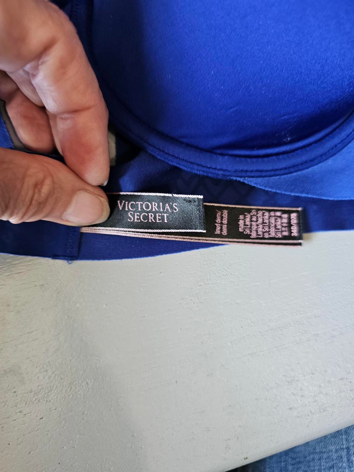 Victoria’s Secret So Obsessed PushUp Bra Size 34D Cobalt Blue with Gold V Accent