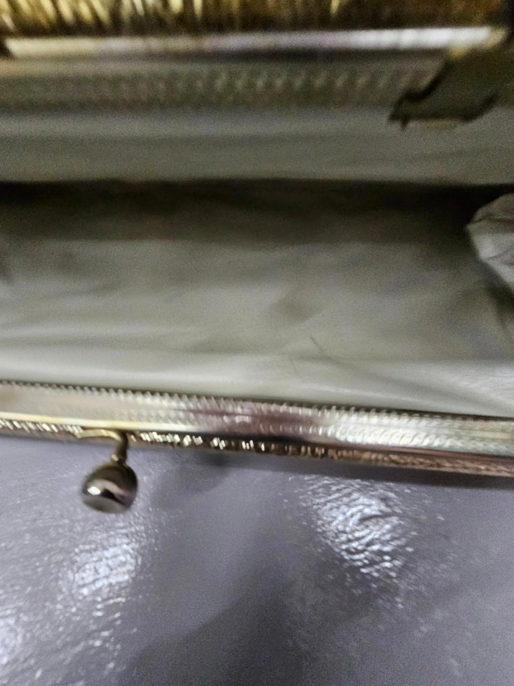 Clutch Purse Gold Metallic Handheld Snap Close Rare 1970’s Vintage Evening Bag