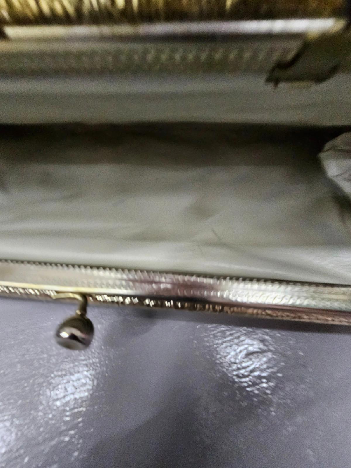 Clutch Purse Gold Metallic Handheld Snap Close Rare 1970’s Vintage Evening Bag