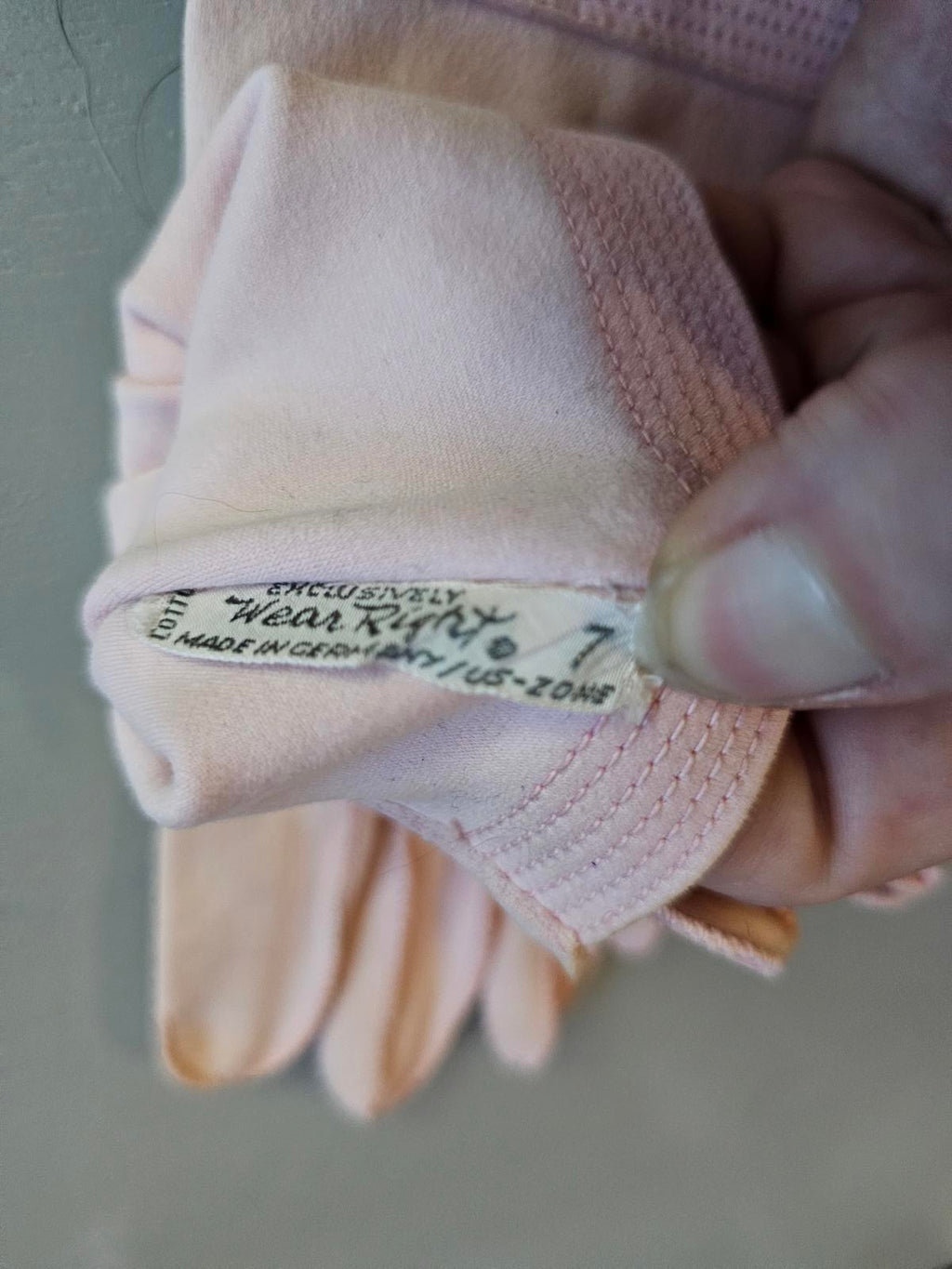 Vintage Wear Right Pink Gloves Made in Germany (U.S. Zone), 1940s–50s