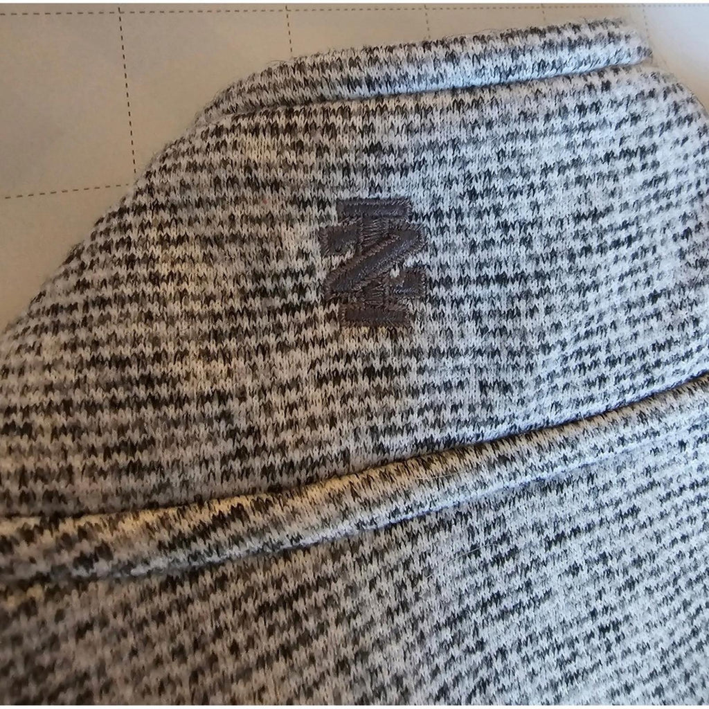 IZOD Mens Gray Vest Zip Up Cozy Layering Essential