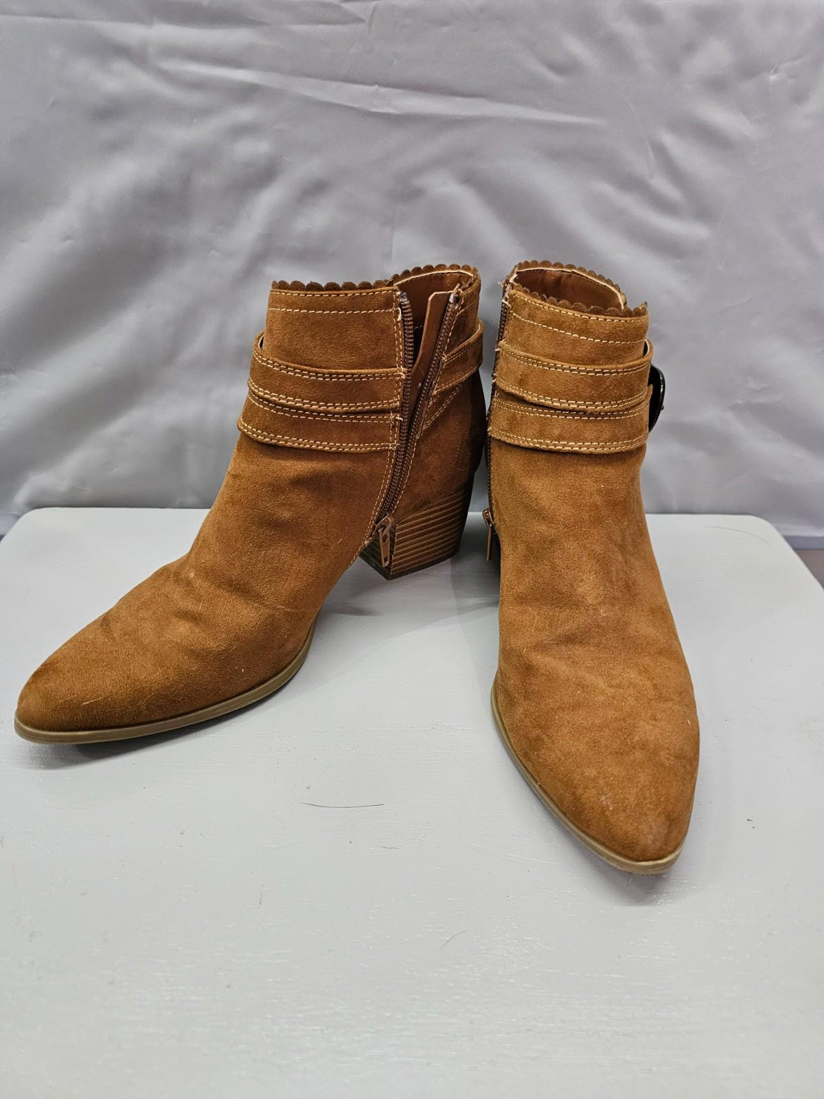 St. John’s Bay Tan Suede Ankle Booties Western Stacked Heel Zip Boot