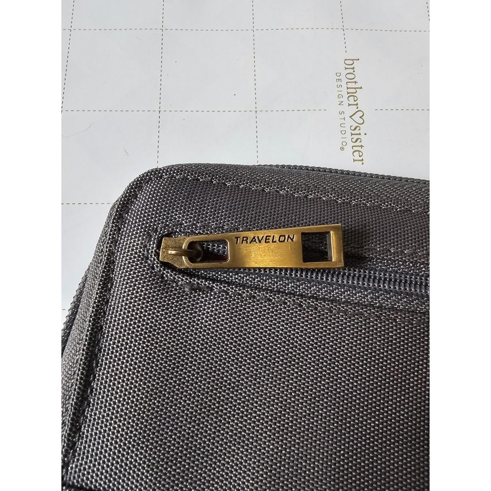 Travelon Gray Wristlet Wallet - Your New Sidekick!