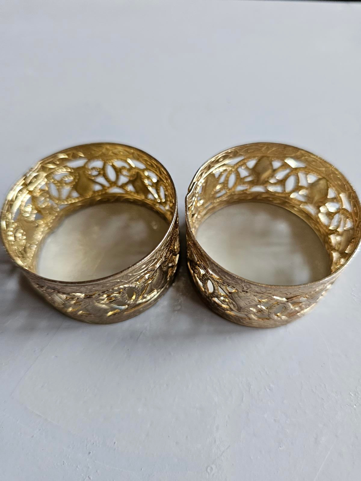 Vintage Gold-Tone Filigree Napkin Rings – Set of 2 Ornate Metal Table Decor
