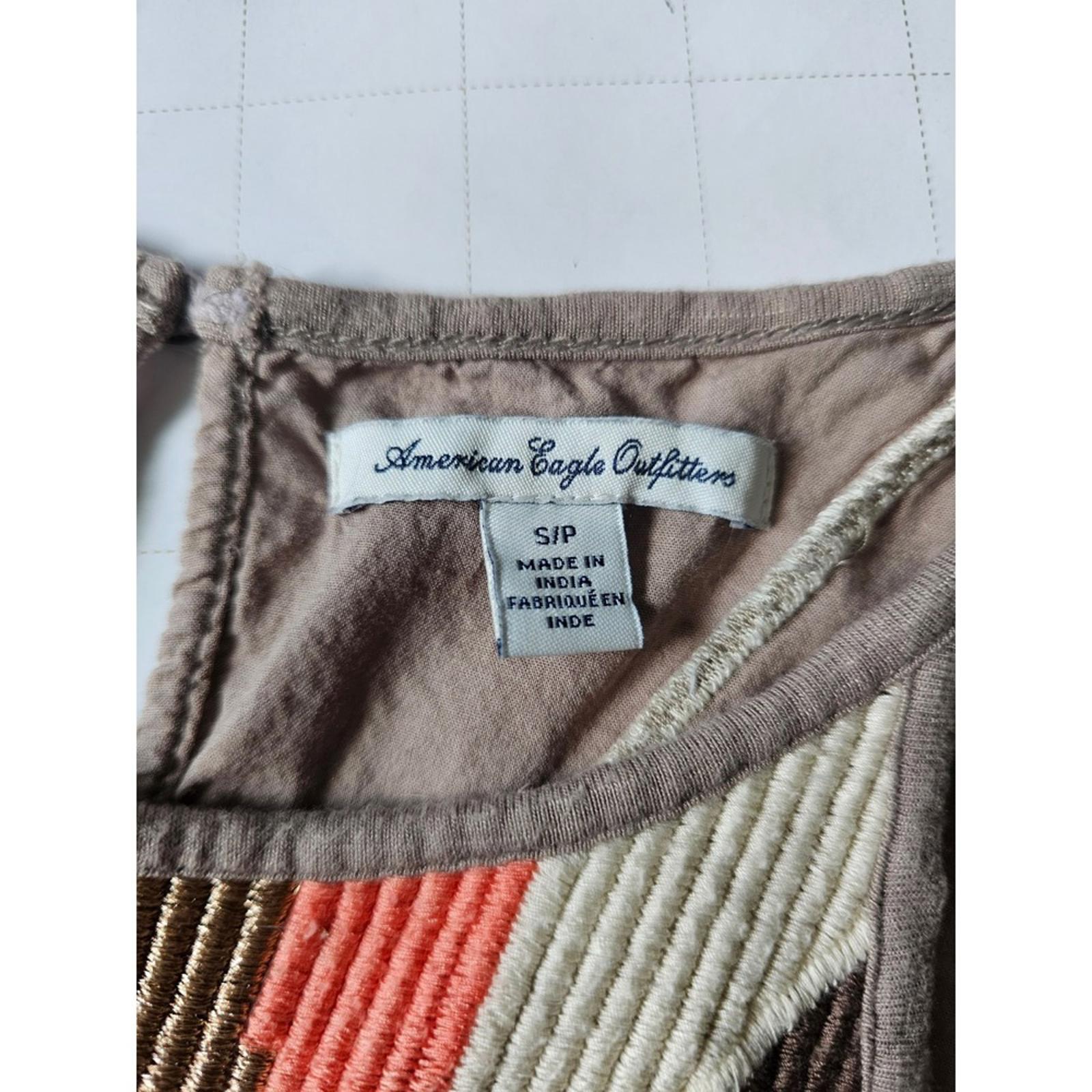 American Eagle Women's Embroidered Tank Top Size Small