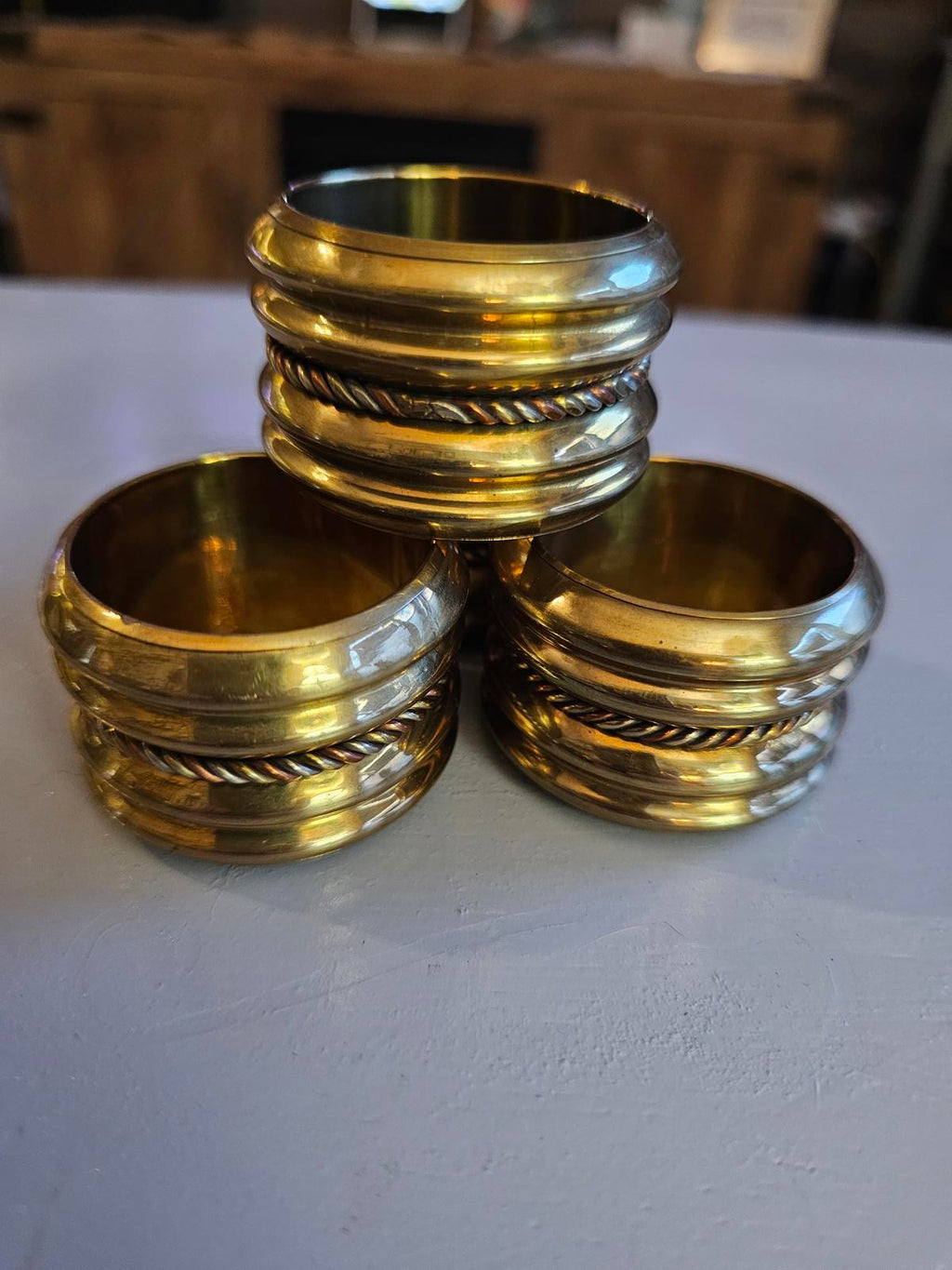 Set of 4 Brass Napkin Rings Gold Tone Twisted Rope Accent Vintage Style