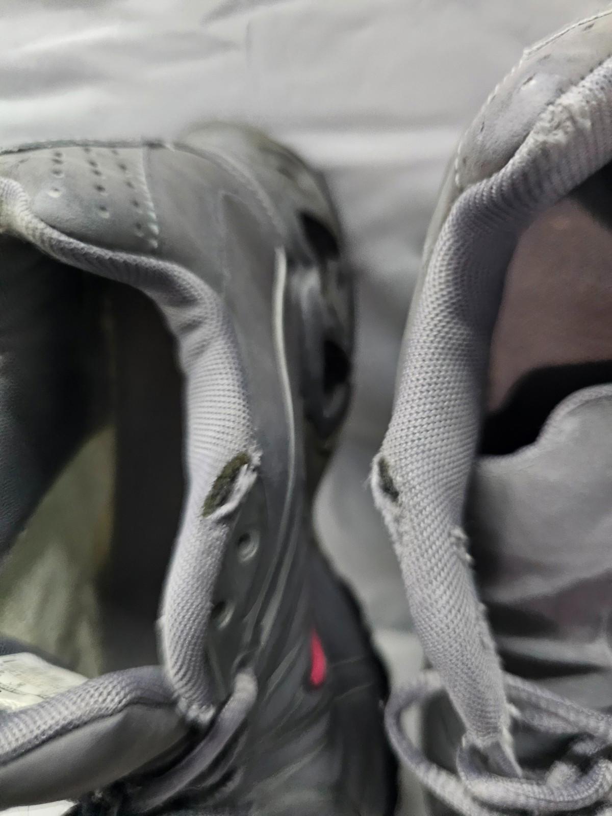 Nike Air Max Torch 4 Women’s Running Shoes Gray & Pink Size 8.5