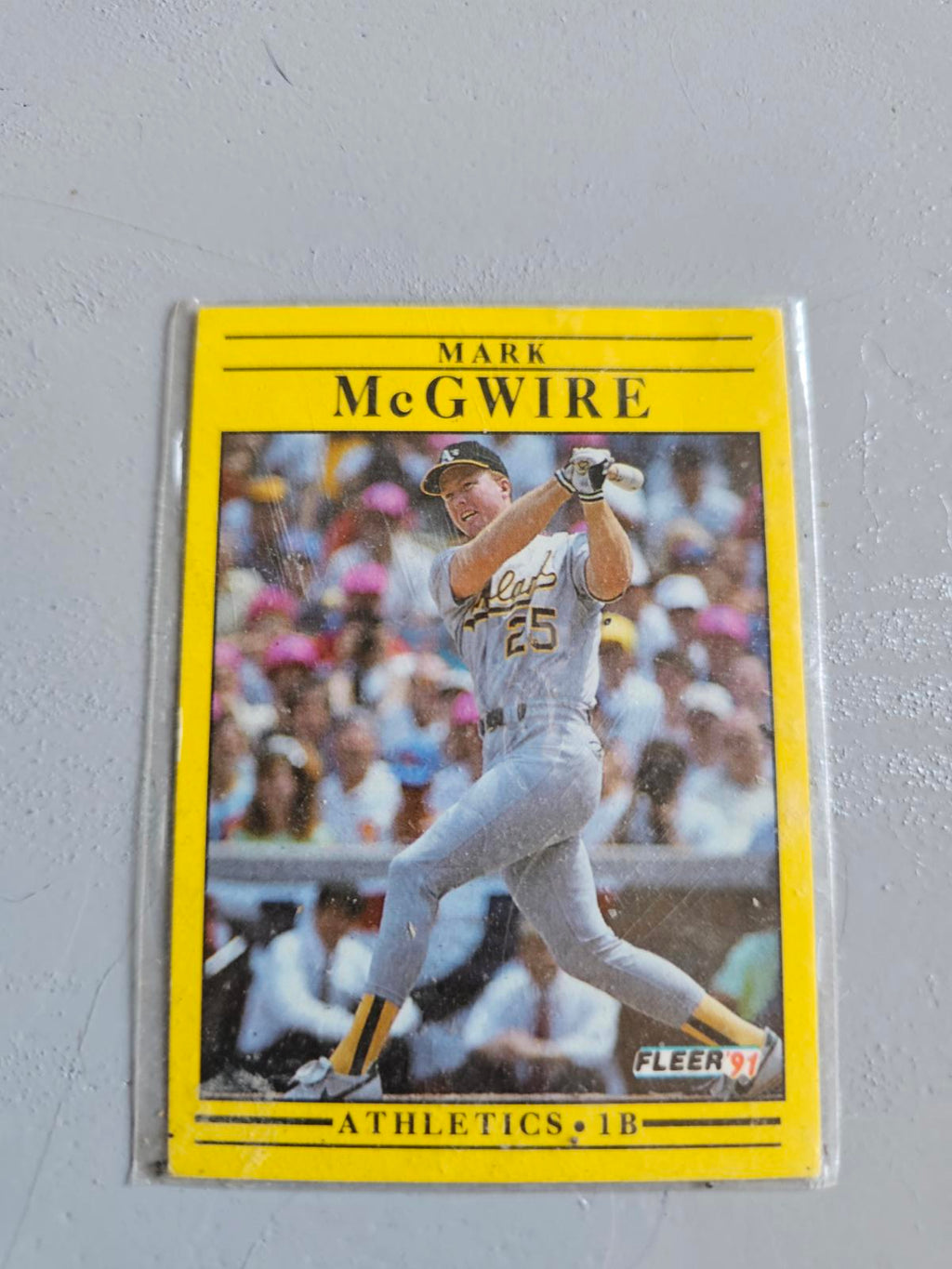 Mark McGwire 1991 Fleer Baseball Card - Home Run Legend!