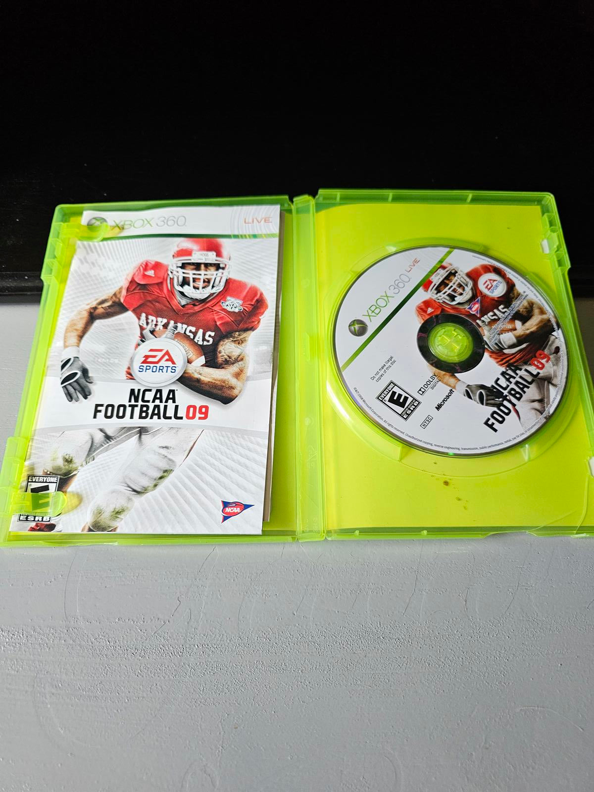 NCAA Football 09 (Microsoft Xbox 360, 2008) Complete w/ Manual Untested