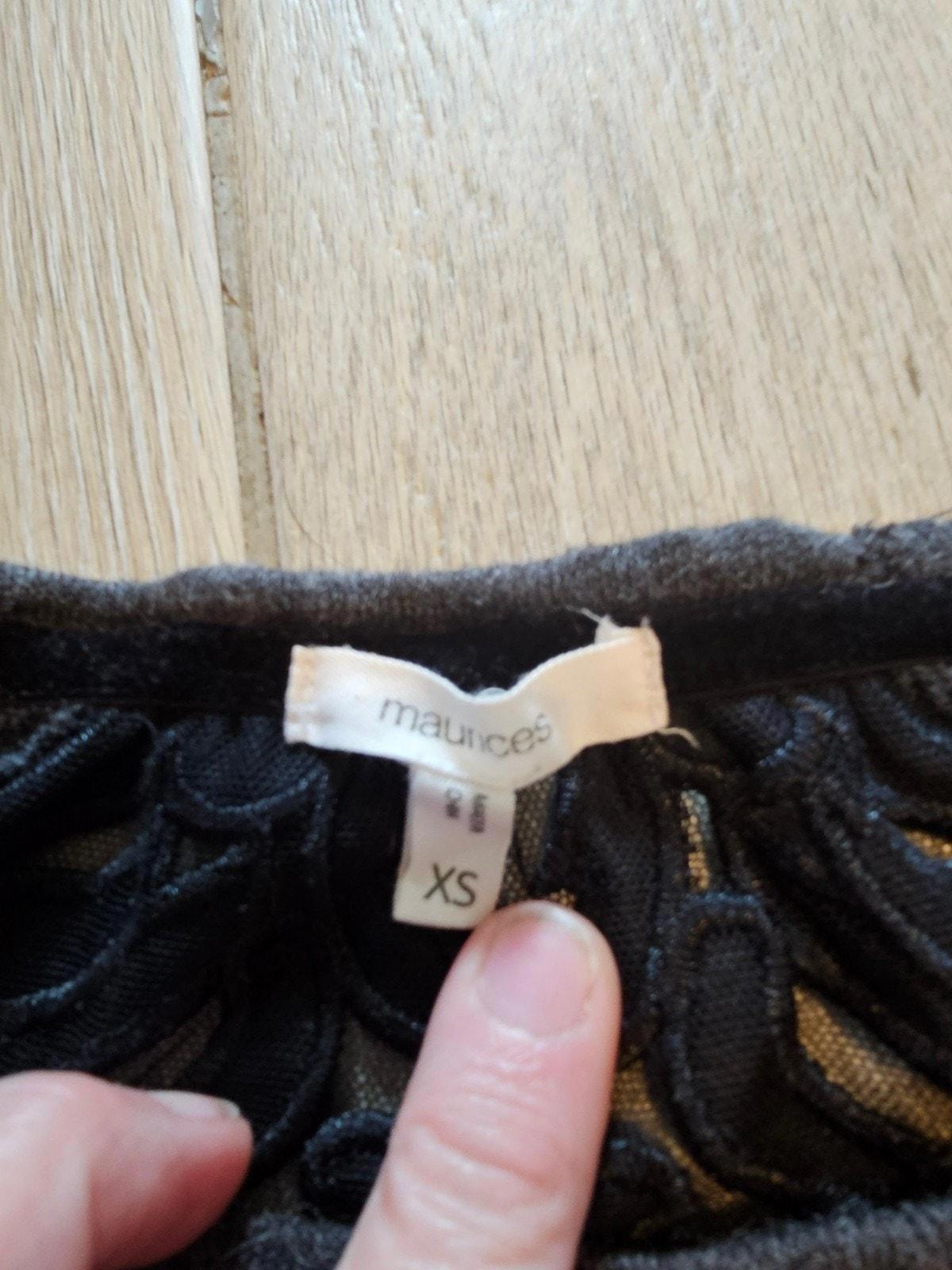 Maurices Womens Gray Velvet Applique Twist Front Top XS